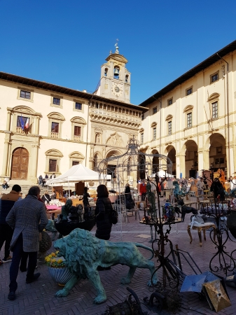 AREZZO CITTA' DEL NATALE Viaggi Organizzati